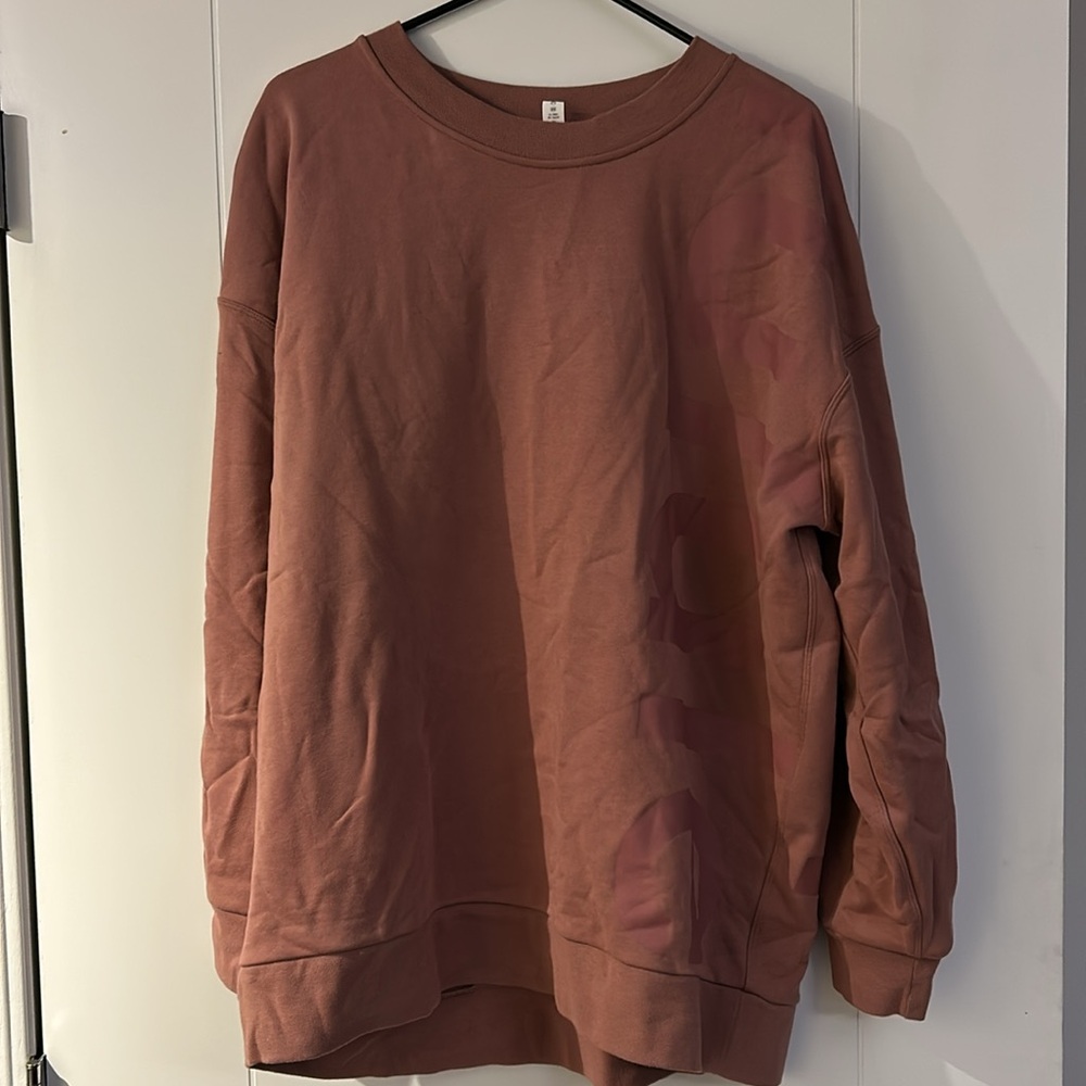 womens crewneck